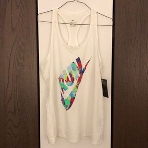 NEW nike dry fit running top